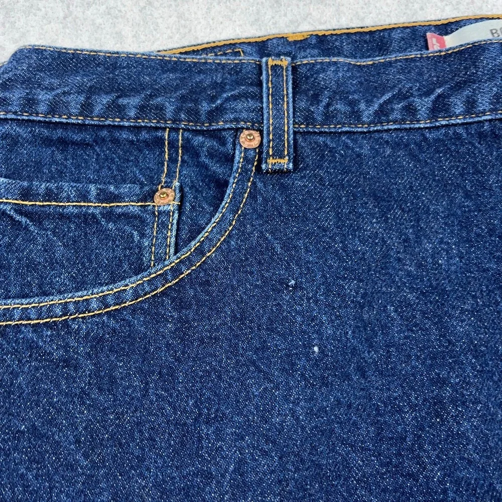 Levis includes item